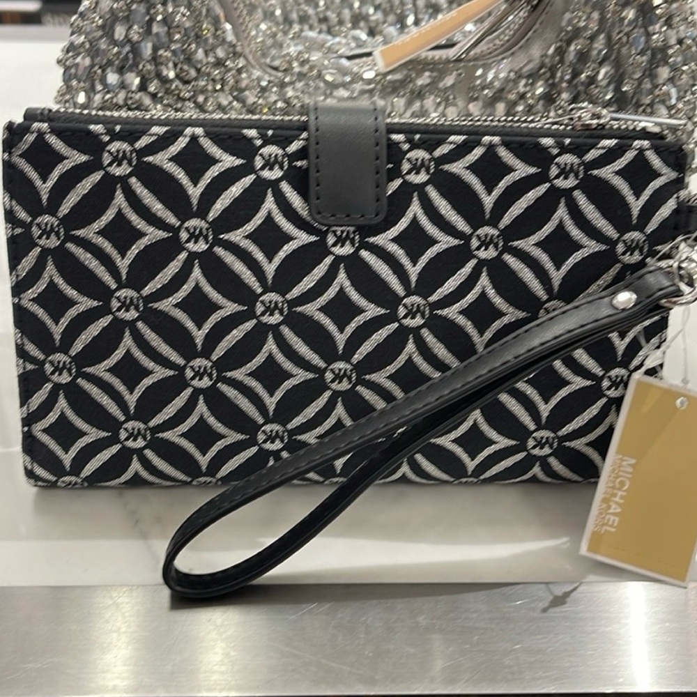 Michael Kors Wristlet! Brand New With Tags!